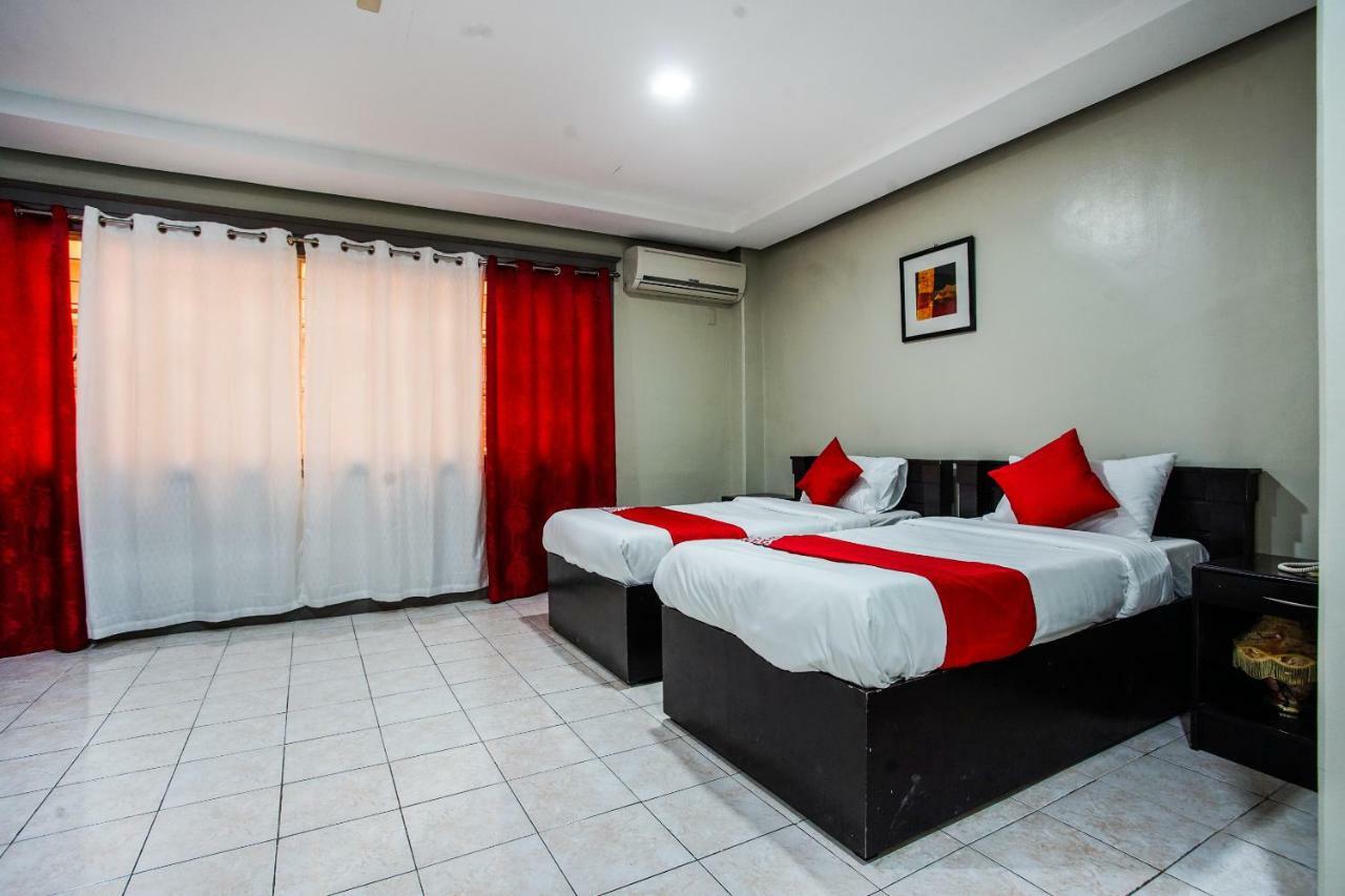 Oyo 192 Tcc Condo-Hostel Davao City Exterior foto